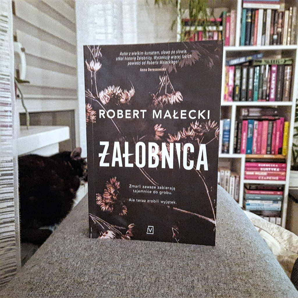 okładka książki "Żałobnica" Robert Małecki