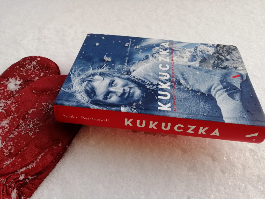 Okładka książki "Kukuczka. Opowieść o najsłynniejszym polskim himalaiście" Dariusz Kortko, Marcin Pietraszewski