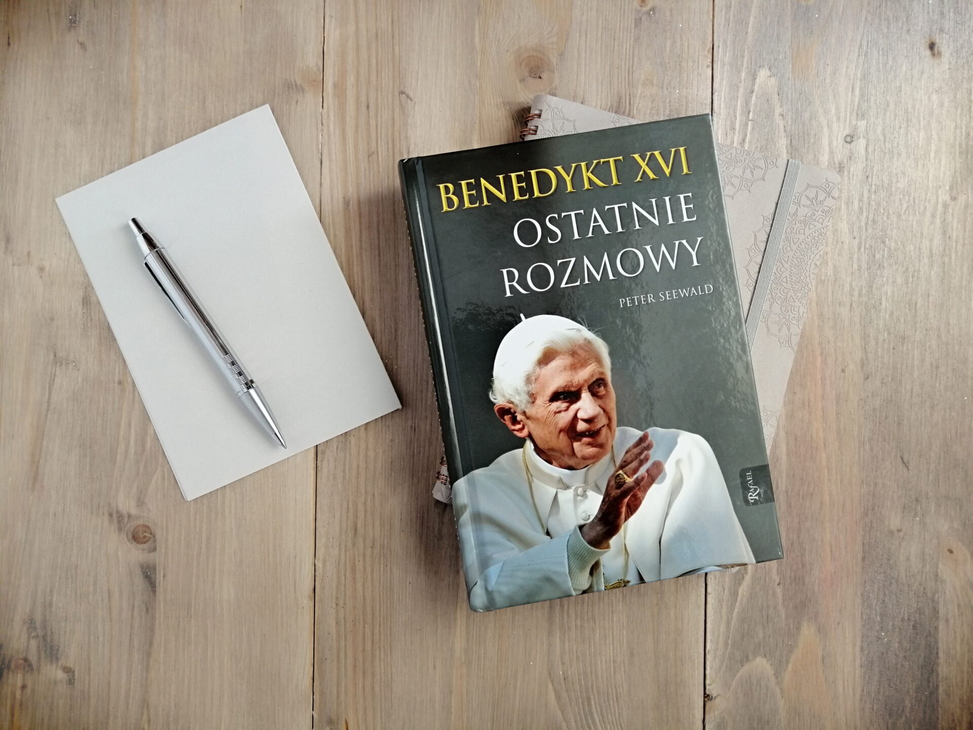 Okładka książki "Benedykt XVI. Ostatnie rozmowy" Peter Seewald