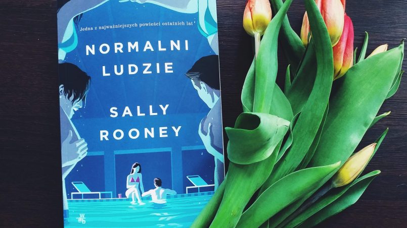 Okładka ksiażki "Normalni ludzie" Sally Rooney