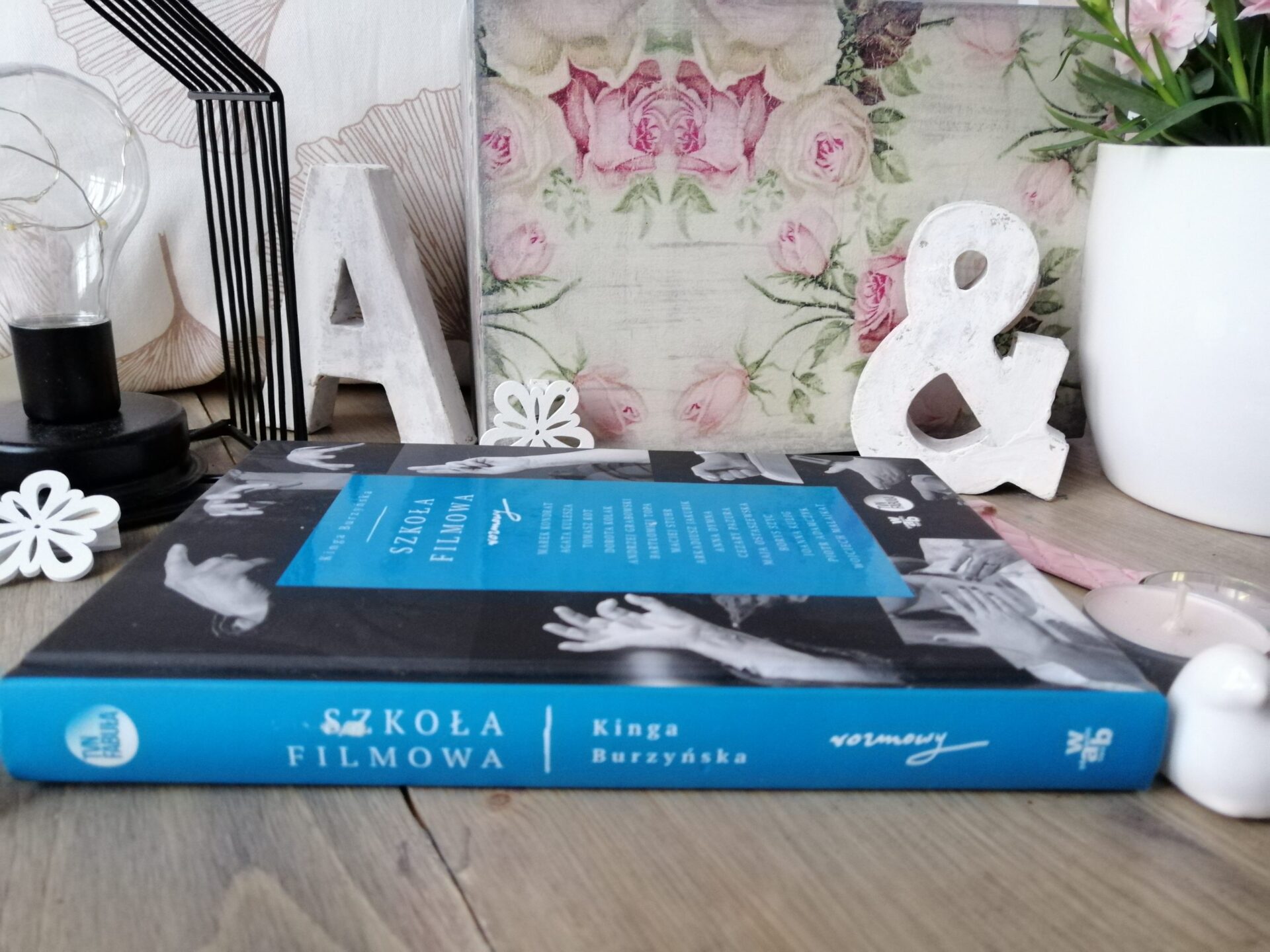 Okładka książki "Szkoła filmowa" Kinga Burzyńska