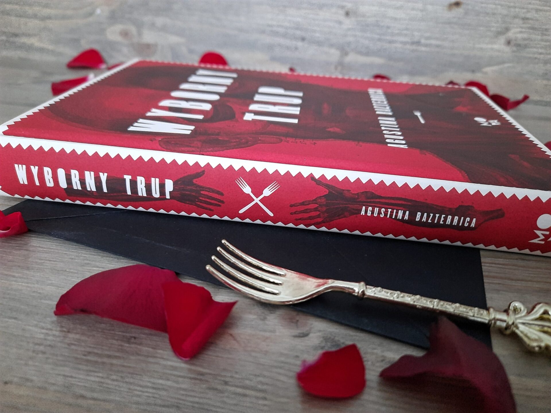 "Wyborny trup" Agustina Bazterrica