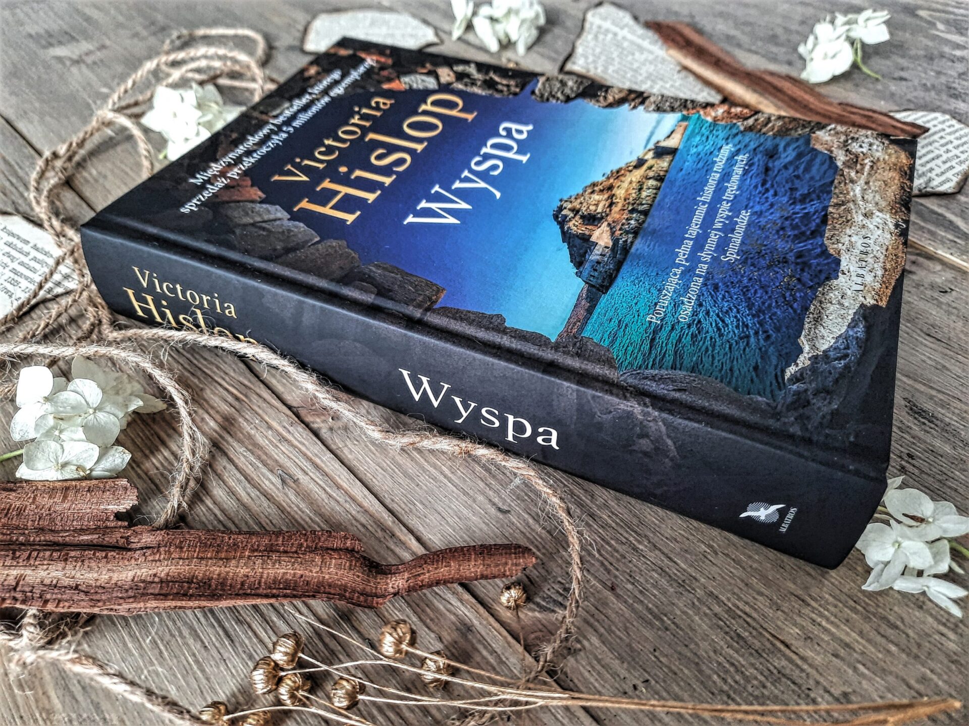 "Wyspa" Victoria Hislop