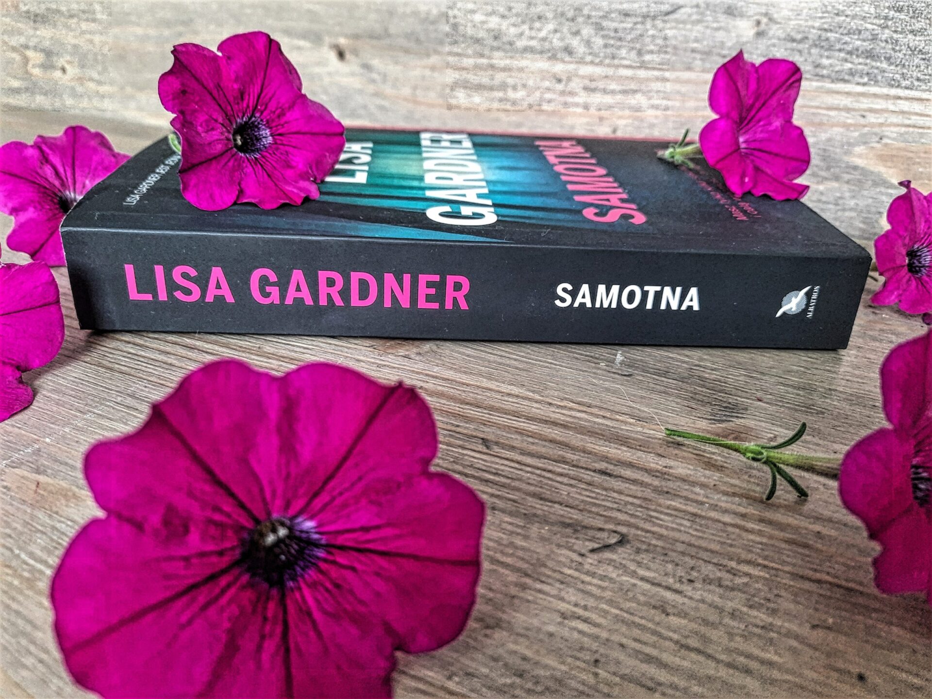 "Samotna" Lisa Gardner