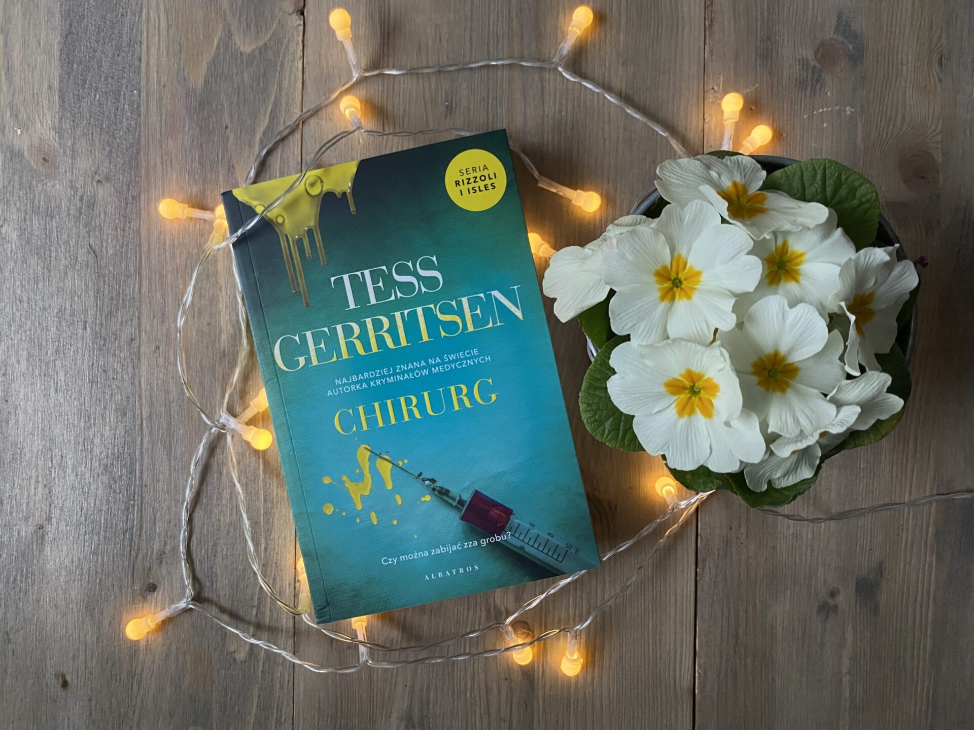 Okładka książki "Chirurg" Tess Gerritsen