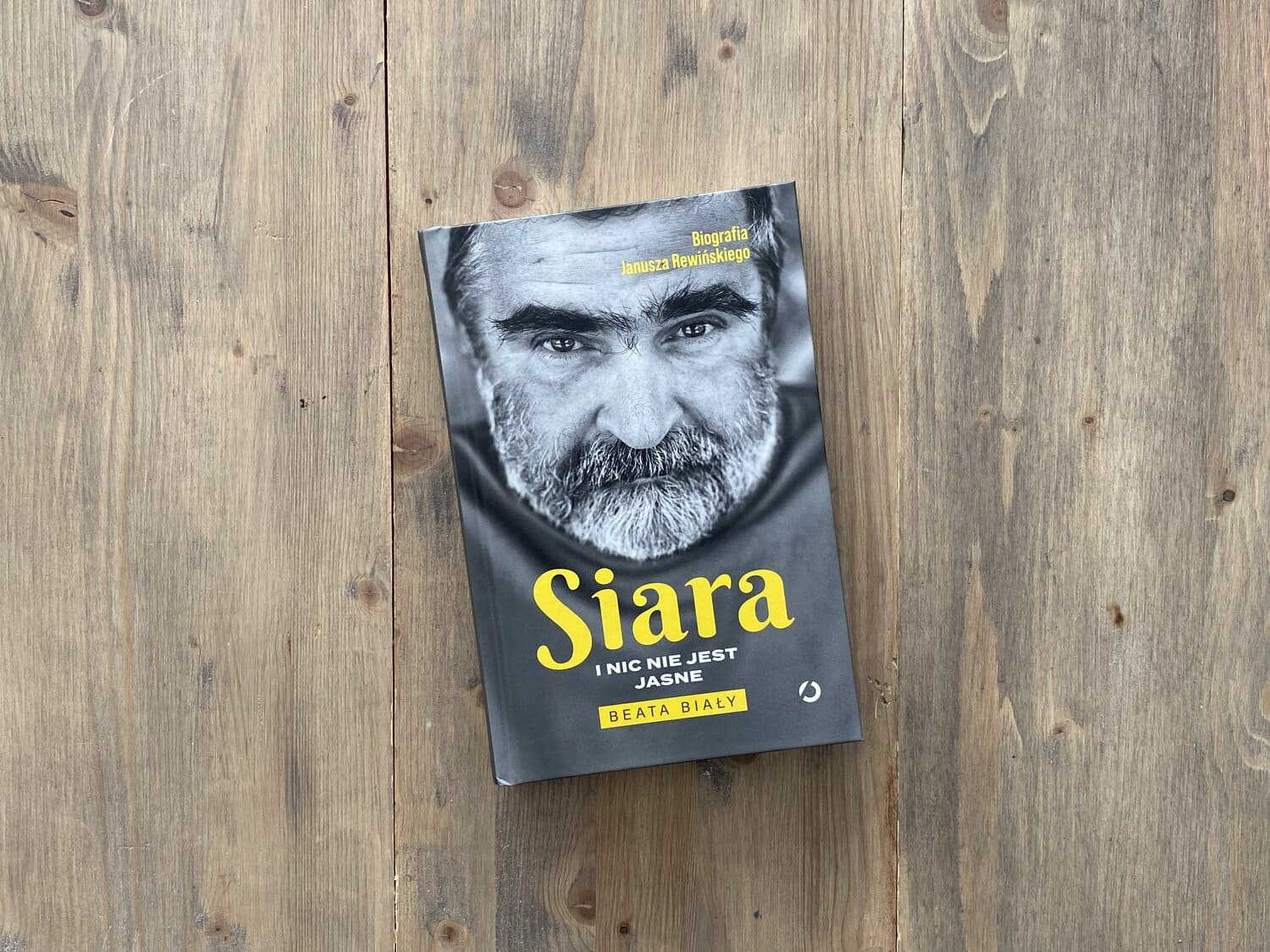 Okładka książki "Siara. I nic nie jest jasne" Beata Biały