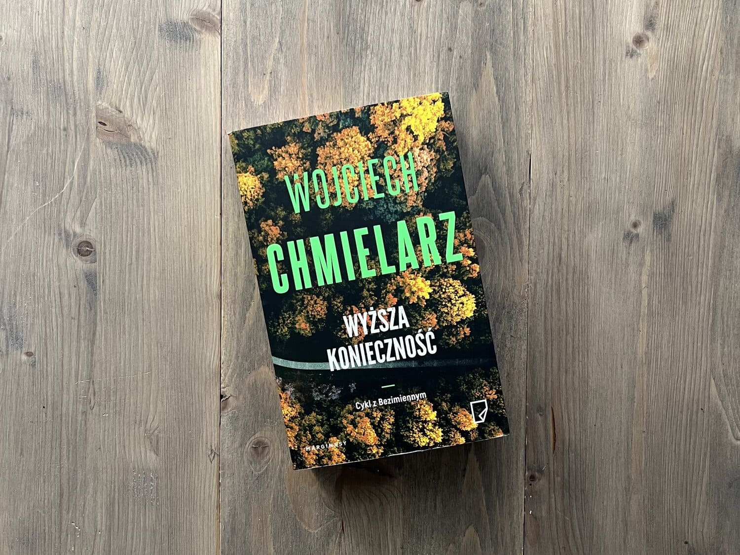Okładka książki "Wyższa konieczność" Wojciech Chmielarz